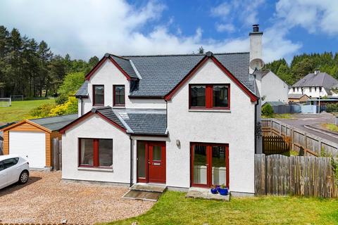 5 School Gardens, Dulnain Bridge, Grantown-on-spey, PH26 3DE