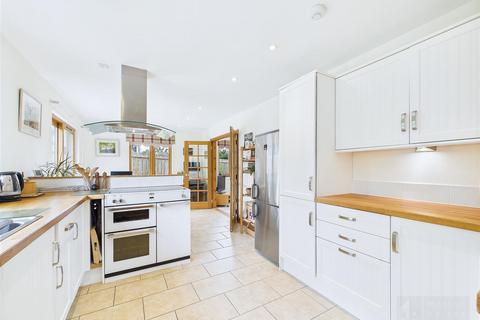 5 School Gardens, Dulnain Bridge, Grantown-on-spey, PH26 3DE