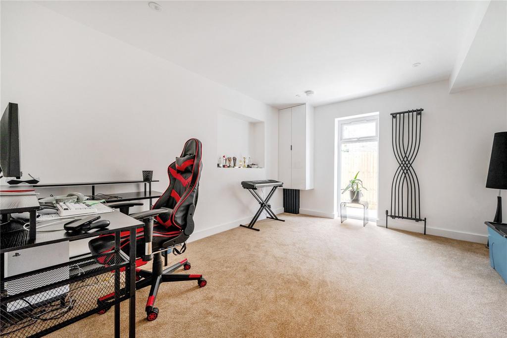 Bedroom/Reception