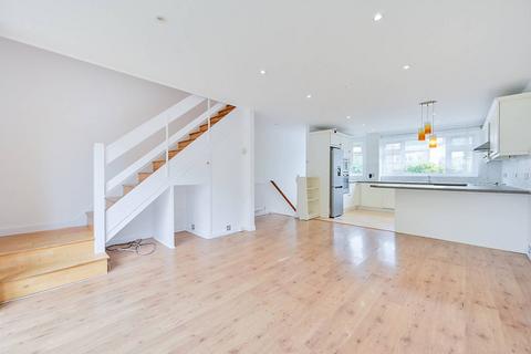 17 The Croft, London, W5 2JW