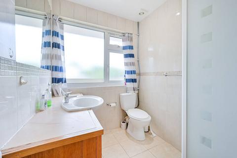 17 The Croft, London, W5 2JW