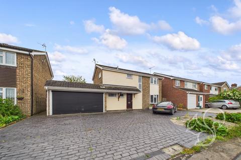 4 bedroom detached house for sale, Dinants Crescent, Marks Tey