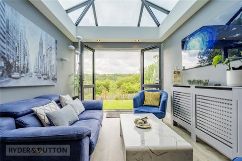 undefined, Lowergate, Huddersfield, West Yorkshire, HD3