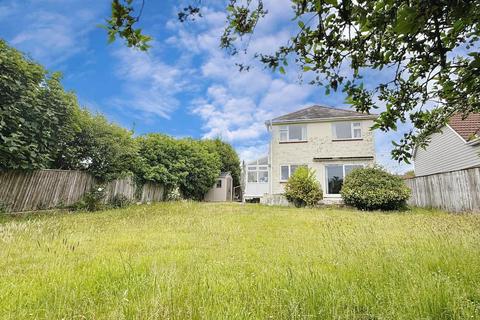 4 bedroom detached house for sale, Manchester Road, SO41 6AS