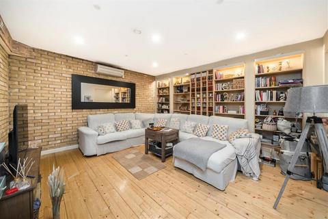 2 bedroom flat to rent, Hollywood Road, London SW10