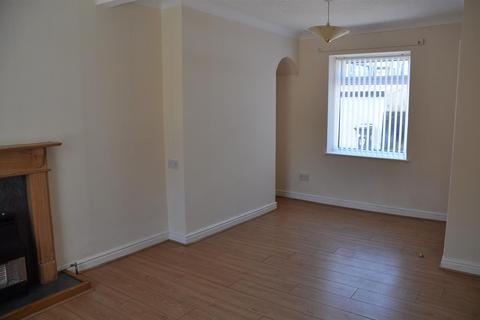 3 bedroom barn conversion to rent, Tower Gardens, Holyhead