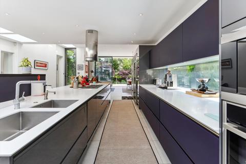 undefined, Cambridge Park, Twickenham, TW1