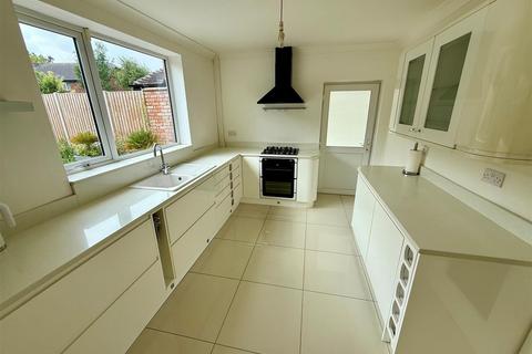 71 Blackford Road, Shirley, Solihull, B90 4DA