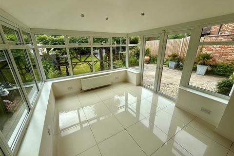 71 Blackford Road, Shirley, Solihull, B90 4DA