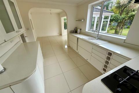 71 Blackford Road, Shirley, Solihull, B90 4DA