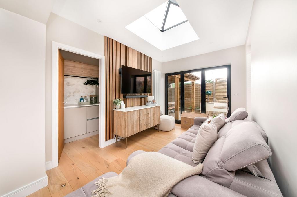 Garden room