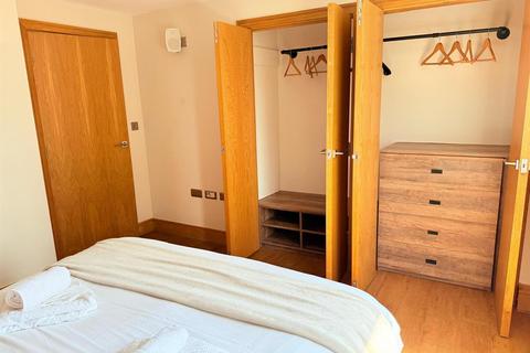 1 bedroom house to rent, Milmans Street, London