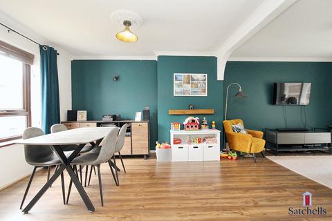 3 bedroom end of terrace house for sale, Bidwell Close, Letchworth Garden City, SG6