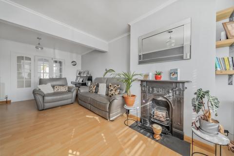 15 Castleton Avenue, Bexleyheath, DA7 6QT