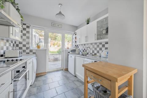 15 Castleton Avenue, Bexleyheath, DA7 6QT