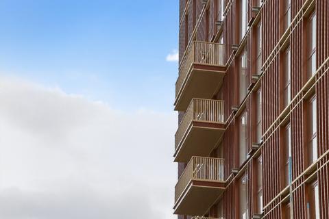 Studio for sale, Bellamy Close London E14