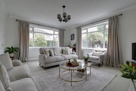 4 bedroom detached house for sale, Hassall Road, Alsager