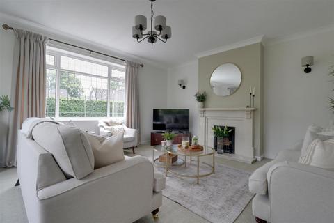 4 bedroom detached house for sale, Hassall Road, Alsager