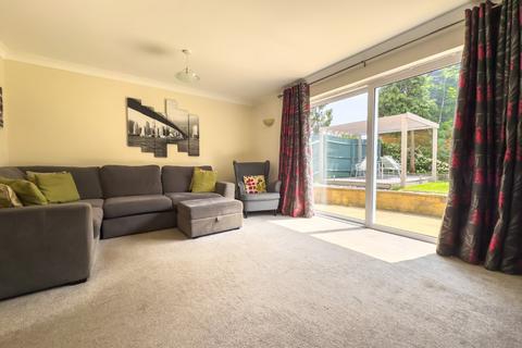 2 Manor Close, Portishead, Bristol, BS20 8NX