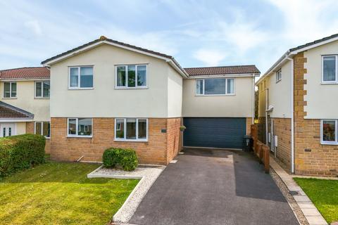 2 Manor Close, Portishead, Bristol, BS20 8NX