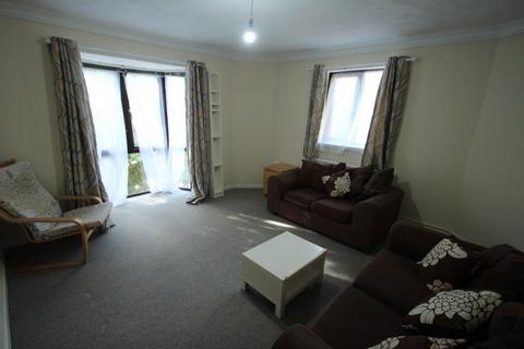 2 bedroom flat to rent, Stanley Road, Leicester