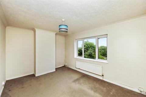 22 Denton Drive, Brighton, BN1 8LS
