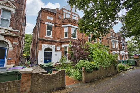 3 bedroom flat for sale, Bouverie Road West, Folkestone, Kent, CT20