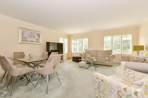 2 bedroom ground floor flat for sale, Deepdene, Shanklin PO37