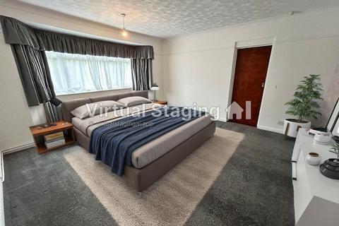 3 bedroom bungalow for sale, Winslow, Gravesend