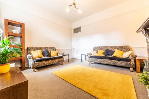 3 bedroom flat to rent, Sackville Road, Heaton, NE6