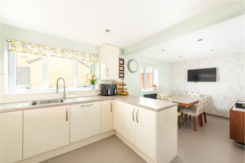undefined, Braford Gardens, Shenley Brook End, Milton Keynes, Buckinghamshire, MK5