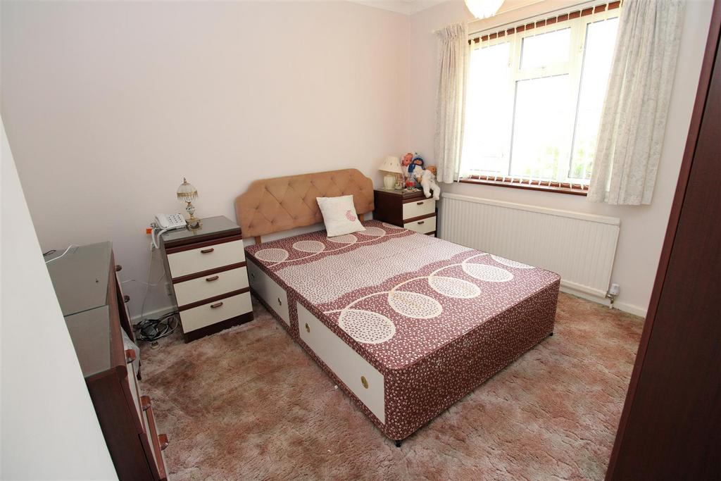 Bed2.JPG