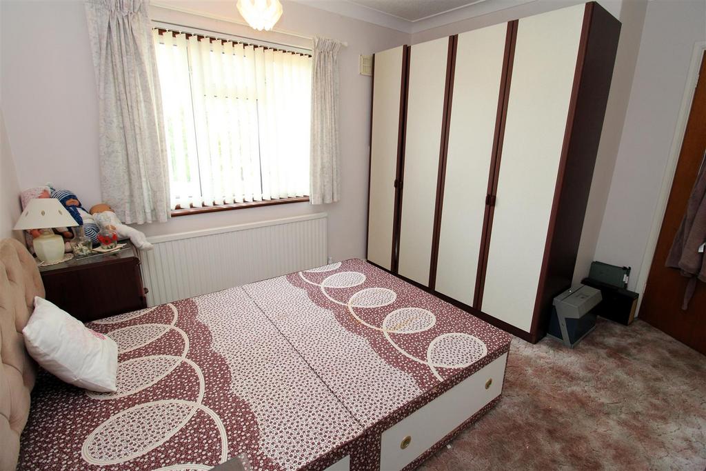 Bed 2 (!).JPG