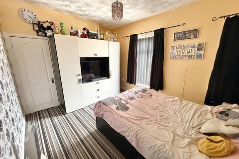 56 Leads Road, Hull, HU7 0BY