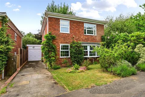 4 bedroom detached house for sale, Heather Grove, Hook RG27