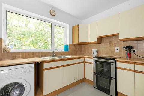 undefined, Dale Road, Purley CR8