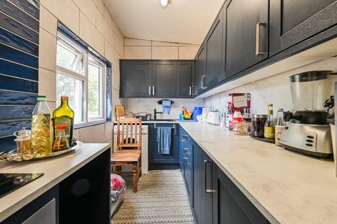 Bien Dearg Butlers Drive, London, E4 7RL