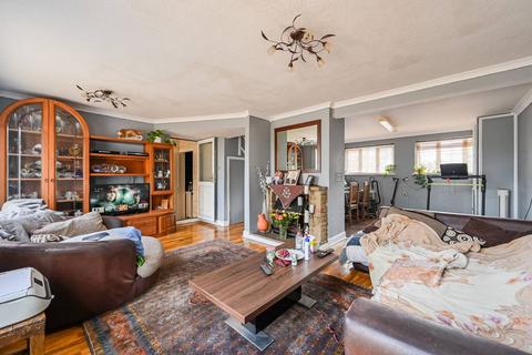 Bien Dearg Butlers Drive, London, E4 7RL