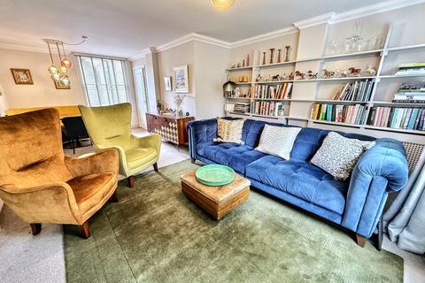 2 bedroom flat for sale, Fordingbridge