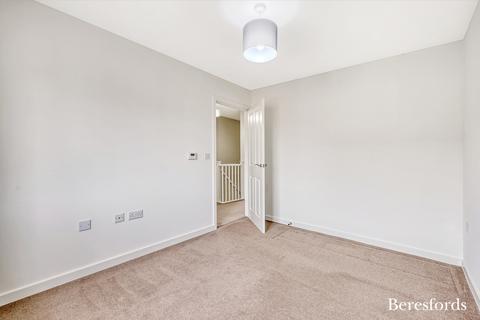 19 Appleby Drive, Romford, RM3 7SH