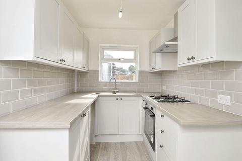 62 Lyndon, West Bromwich, B71 4EW