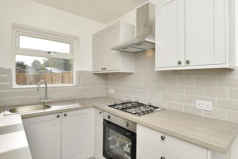 62 Lyndon, West Bromwich, B71 4EW