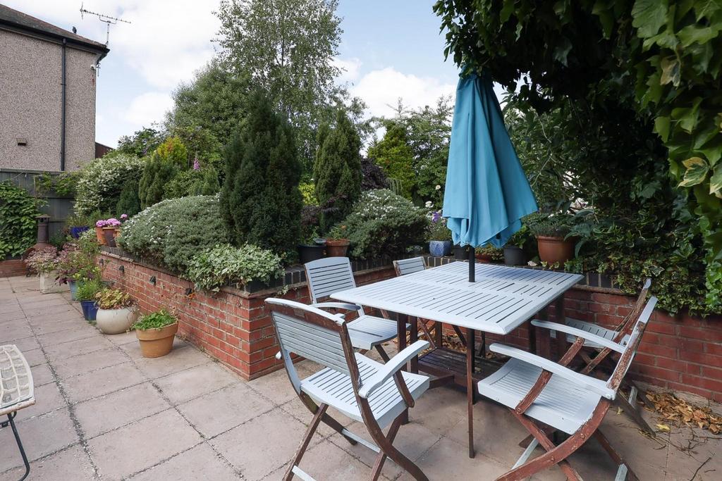 18 Southam Road CV22-23.jpg