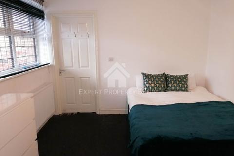undefined, *DOUBLE EN-SUITE ROOM* Carlton Road.Worksop,