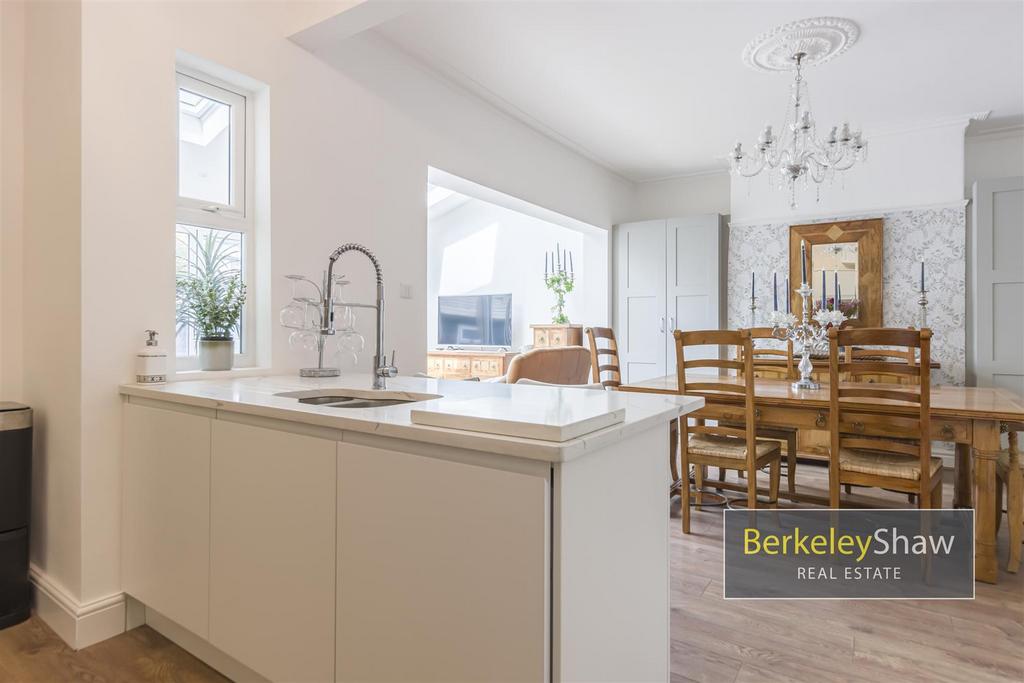 Kitchen diner