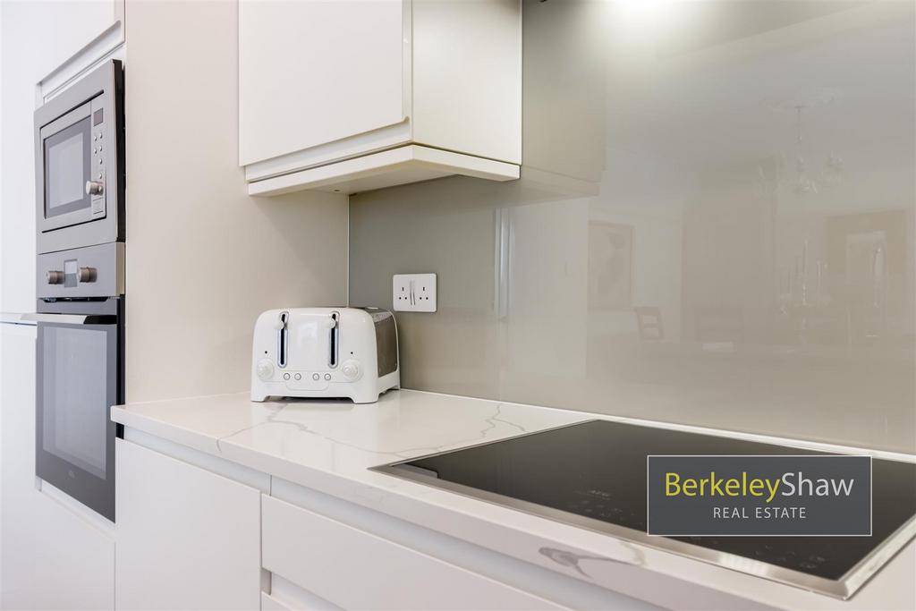 Kitchen (2)