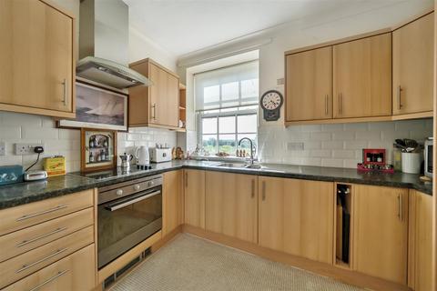 2 bedroom apartment for sale, The Close, Salisbury SP1