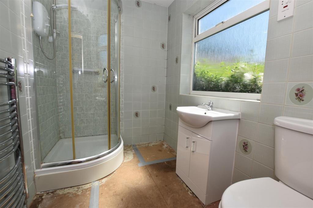 Shower Room.JPG