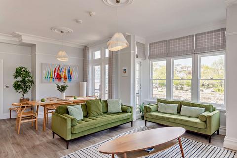 3 bedroom flat for sale, The Quay, Dartmouth, Devon