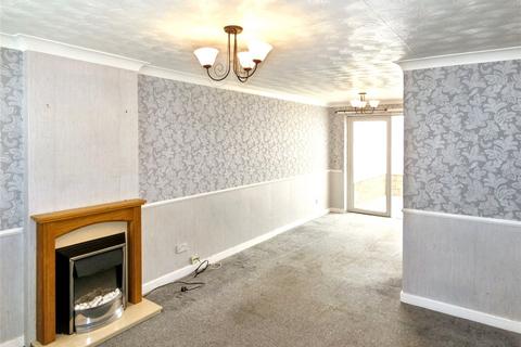 3 bedroom semi-detached house for sale, Downfield Avenue, Hull, East Riding of Yorkshi, HU6